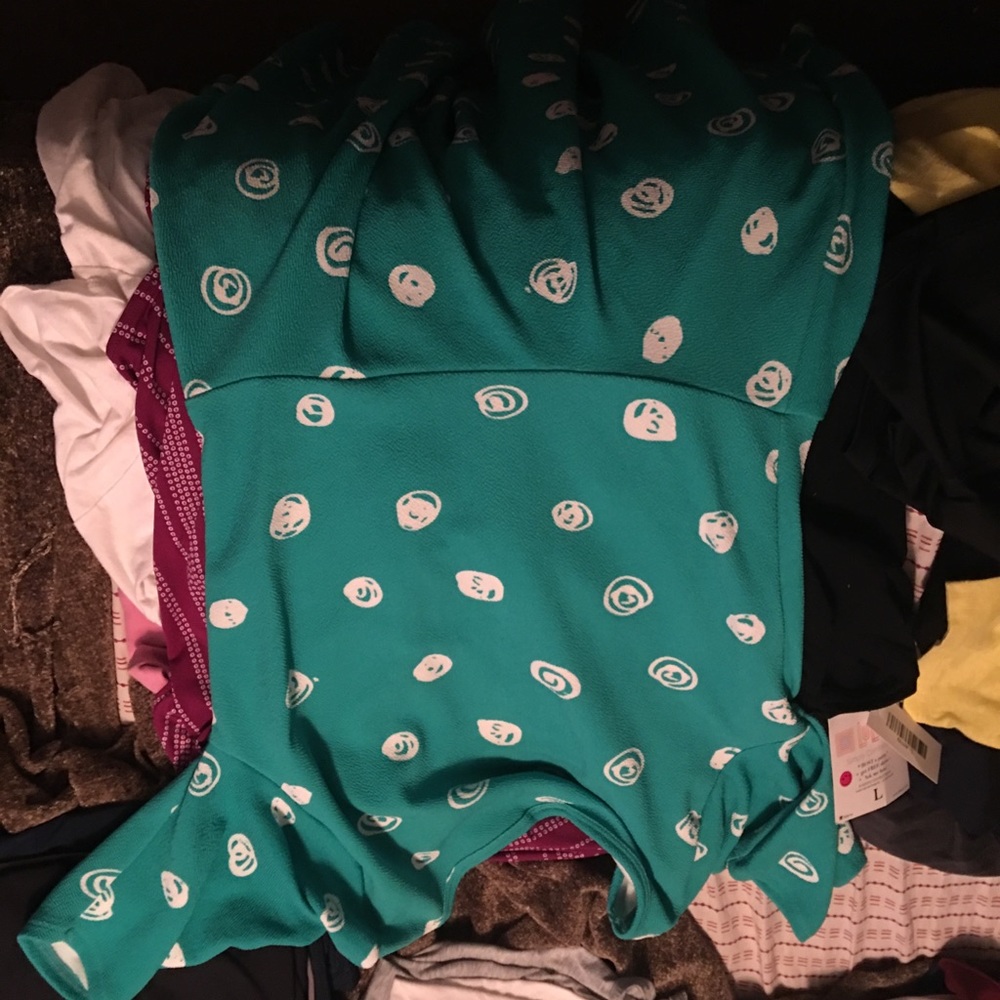 Large Lularoe Nicole